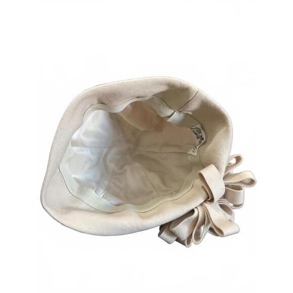 Vintage Lord and Taylor Beige Wool Cloche Hat with Decorative Loops main image 4